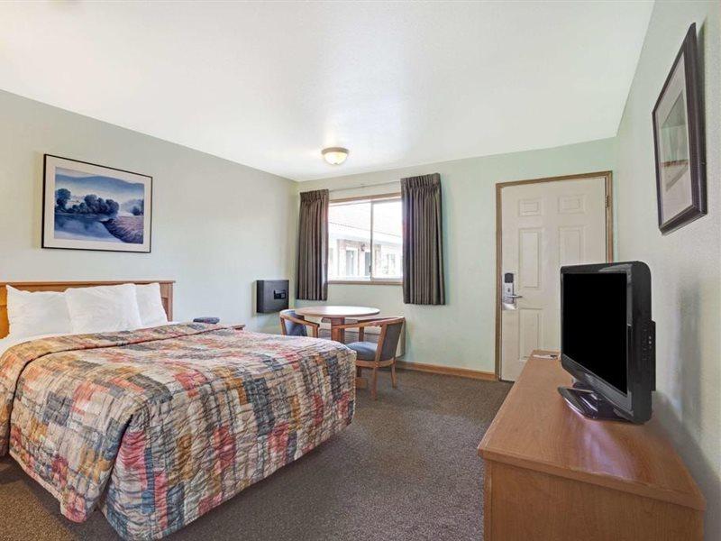 Travelodge By Wyndham Seattle North Of Downtown Bagian luar foto