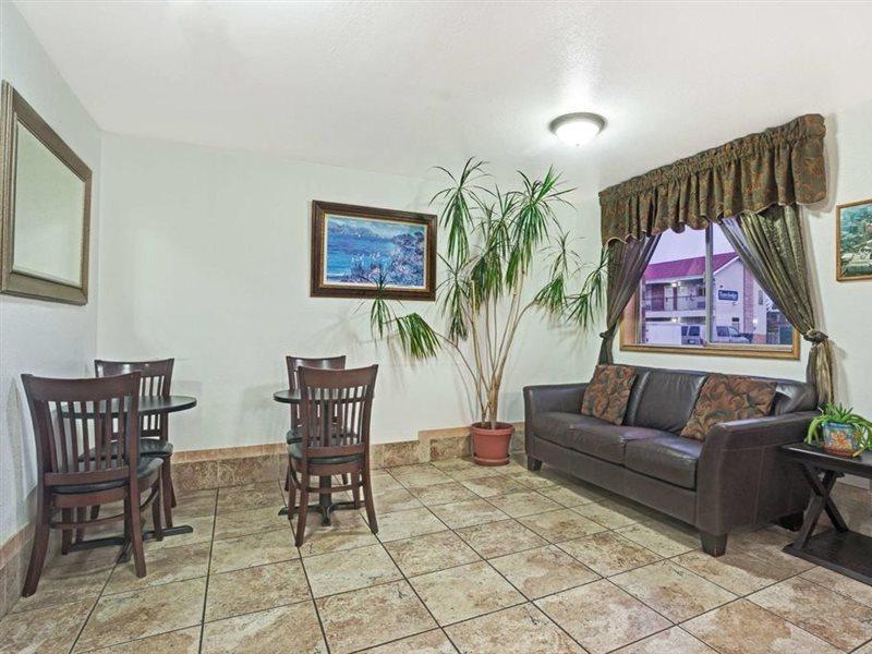 Travelodge By Wyndham Seattle North Of Downtown Bagian luar foto